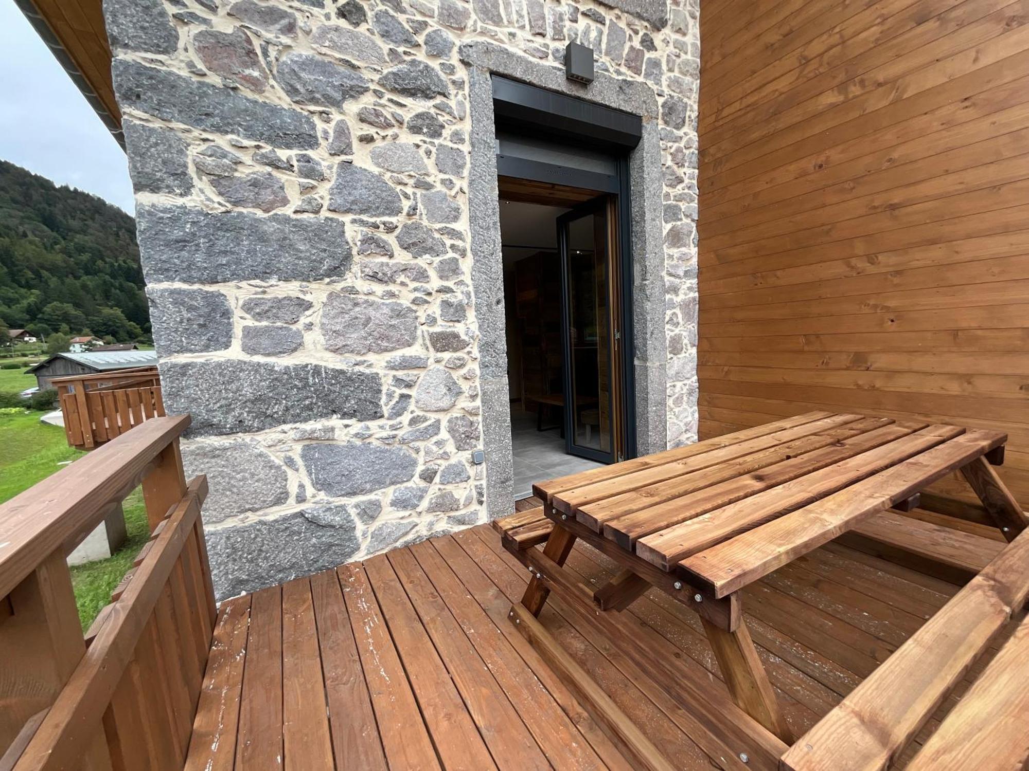 Gite Roche Des Ducs Avec Piscine Toute L'Annee, Spa, Sauna, Hammam Rochesson Exterior photo