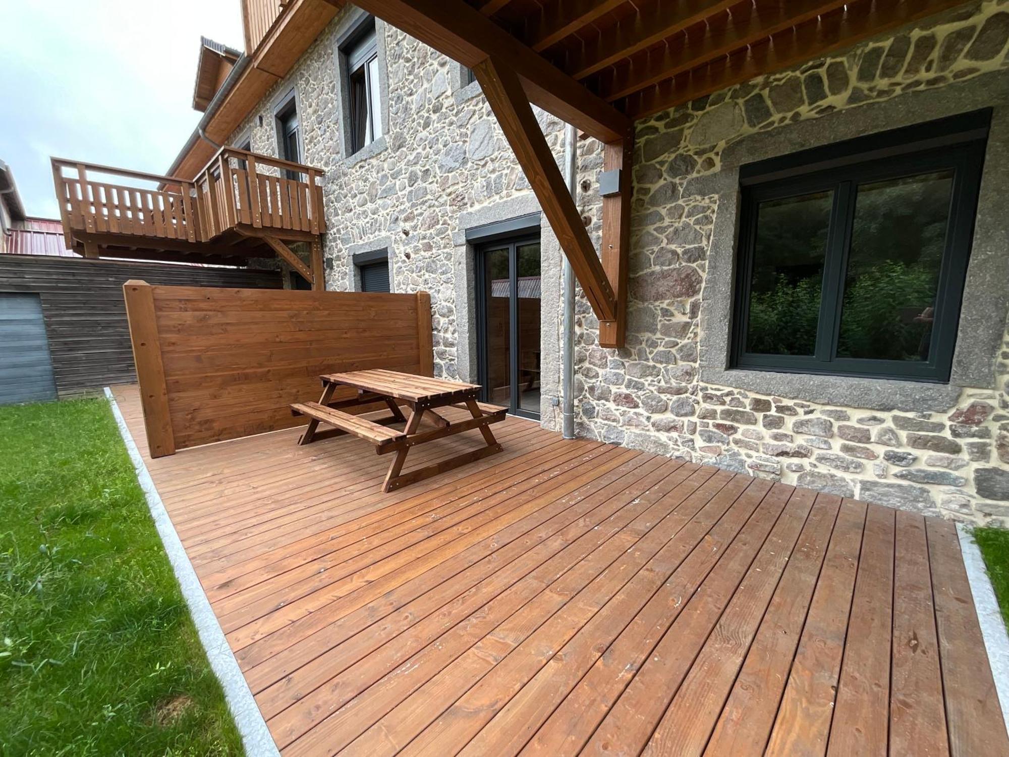 Gite Roche Des Ducs Avec Piscine Toute L'Annee, Spa, Sauna, Hammam Rochesson Exterior photo